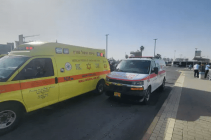 7 جرحى في حادثة إطلاق نار وطعن بمحطة بئر السبع المركزية