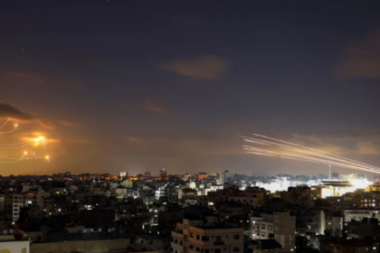 كتائب القسام تعلن عن هجوم صاروخي على تل أبيب