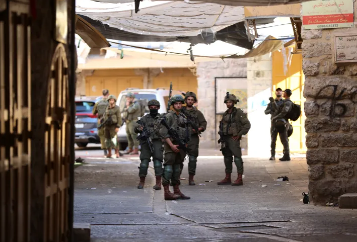 عمليات اقتحام لجيش الاحتلال في عدة مناطق بالضفة