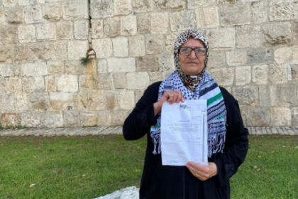 منع حاجة مقدسية من دخول الأقصى