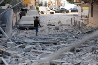 إنذارات إخلاء إسرائيلية لمناطق لبنانية بينها "مخيم فلسطيني"