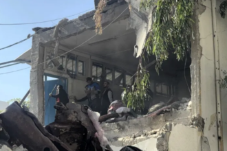 استشهاد أربعة أشخاص في قصف الاحتلال على دير البلح وجباليا