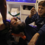 غارات على غزة تسفر عن استشهاد عدد من المدنيين والاحتلال يعترف بمقتل 4 من جنوده