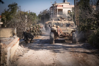 الجيش الإسرائيلي يوجه نداء لإخلاء 15 بلدة في الجنوب اللبناني