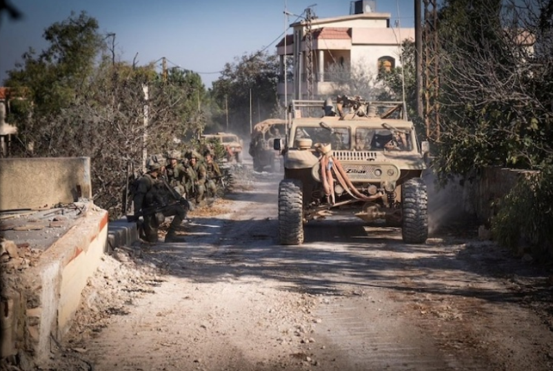 الجيش الإسرائيلي يوجه نداء لإخلاء 15 بلدة في الجنوب اللبناني