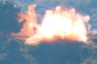 حزب الله يعلن نجاحه في تدمير دبابة إسرائيلية والتصدي لطائرة مقاتلة