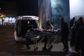 استشهاد طفلة و6 جرحى في قصف جوي لقوات النظام على ريف إدلب