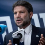 سموتريتش يدعو إلى اجتياح غزة وتهجير نصف سكانها