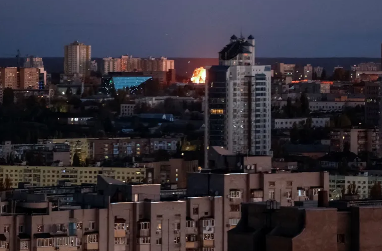 قصف روسي يسبب أضرار وإصابات في كييف