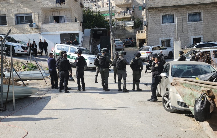 الاحتلال يواصل حملات الاقتحام في العيسوية