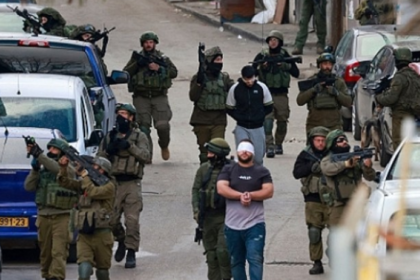 الاحتلال يطلق سراح 18 فلسطيني من غزة