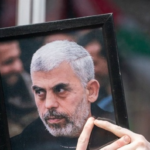 طهران تتراجع عن قرار تسمية شارع باسم يحيى السنوار