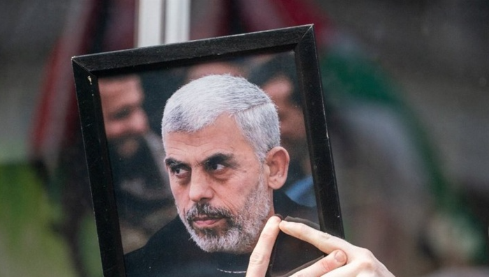 طهران تتراجع عن قرار تسمية شارع باسم يحيى السنوار