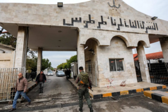 بدء حملة عسكرية في غرب سوريا ضد بقايا قوات الأسد