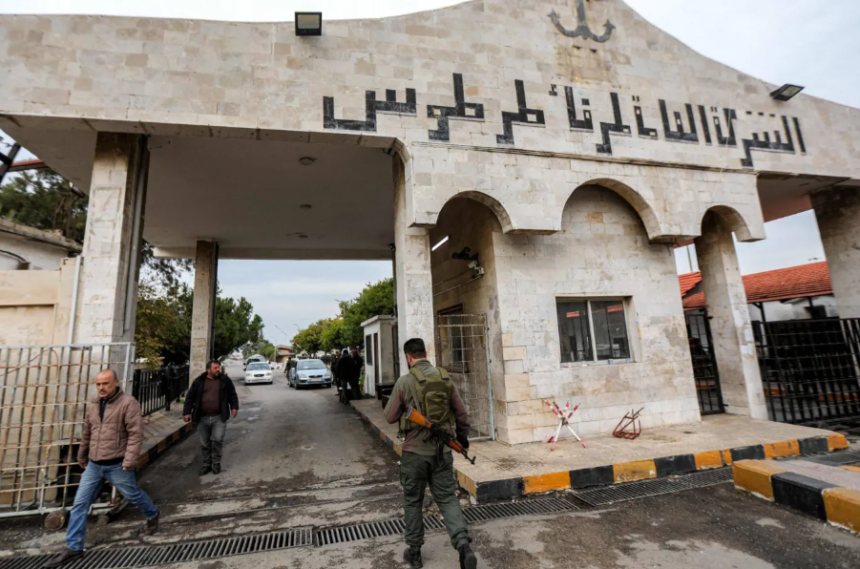 بدء حملة عسكرية في غرب سوريا ضد بقايا قوات الأسد