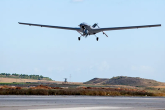 قسد تعلن تدمير طائرة مسيرة بيرقدار تركية في ريف حلب