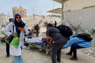 خمسة شهداء إثر قصف مدخل مستشفى الشفاء بغزة