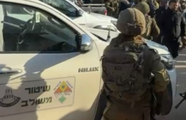 مستوطنون يقتحمون مدرسة في الأغوار الشمالية بمساندة جيش الاحتلال