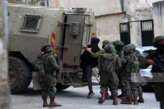 اعتقال 22 مواطن فلسطيني في الضفة الغربية