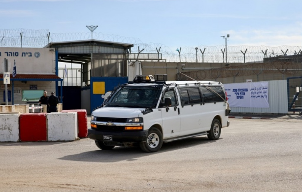 تبديل أسير فلسطيني رفض المغادرة إلى غزة