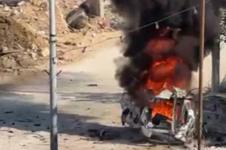 قوات الاحتلال تستهدف مركبة في مخيم نور شمس