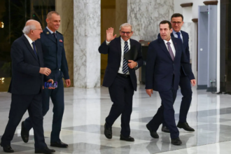 الحكومة اللبنانية تعقد أولى جلساتها في بعبدا