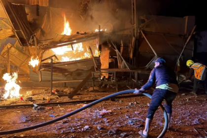 ضحايا بين شهداء وجرحى في قصف دير البلح وخان يونس