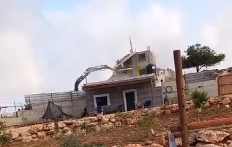 هدم منزل فلسطيني في شقبا